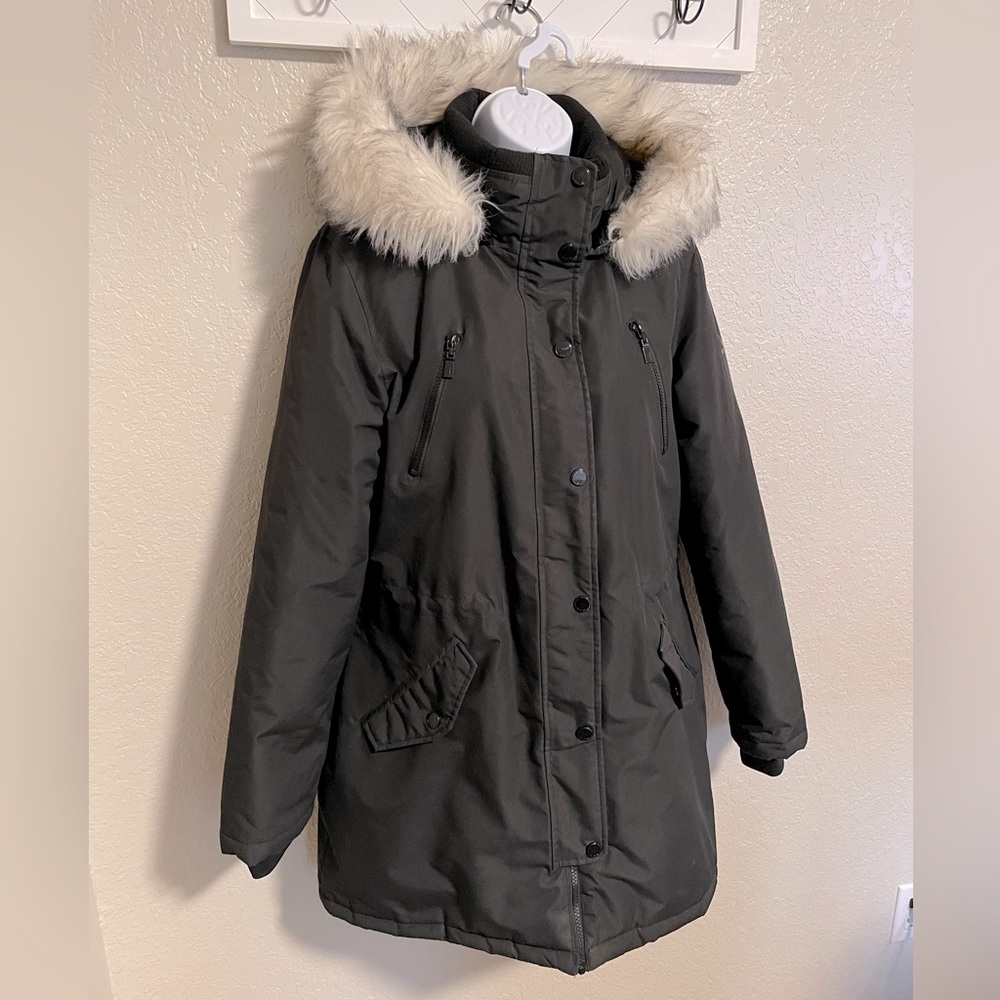 Women's Faux Fur Trim Hood Parka Winter Coat | Size M